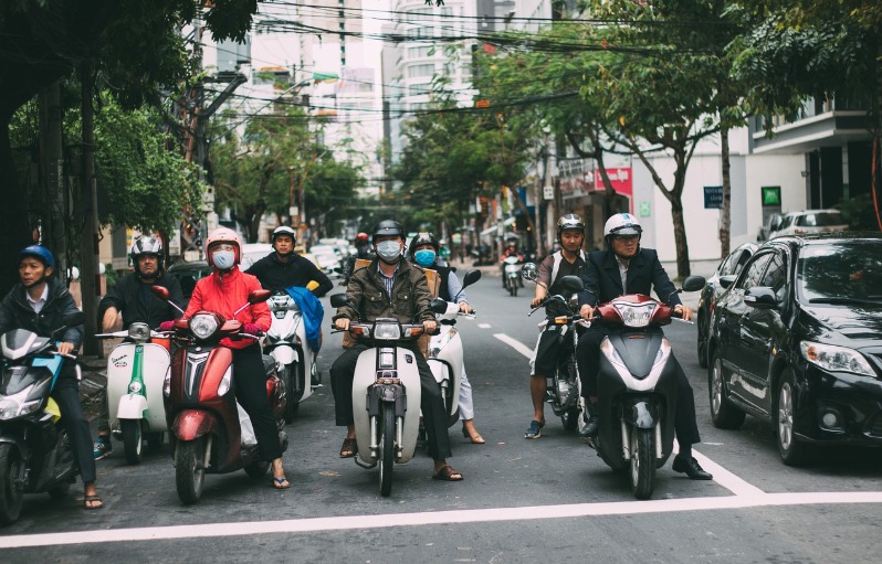 Ilustrasi.Tak Ada Ganjil Genap berlaku di jalanan Jakarta, Sabtu 27 Desember 2025. (Foto:Pixabayharveyzoka)